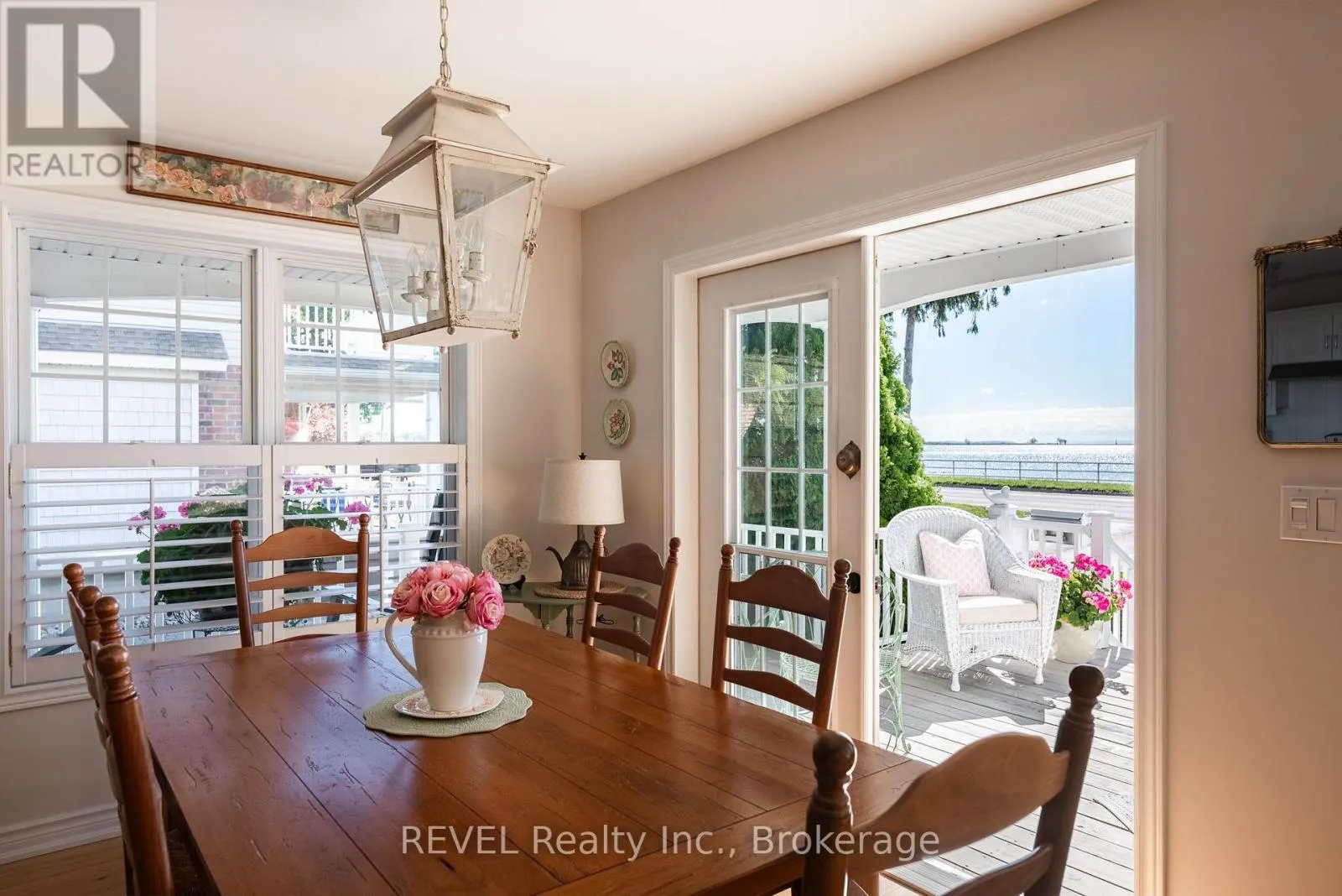 177 LAKESHORE ROAD W