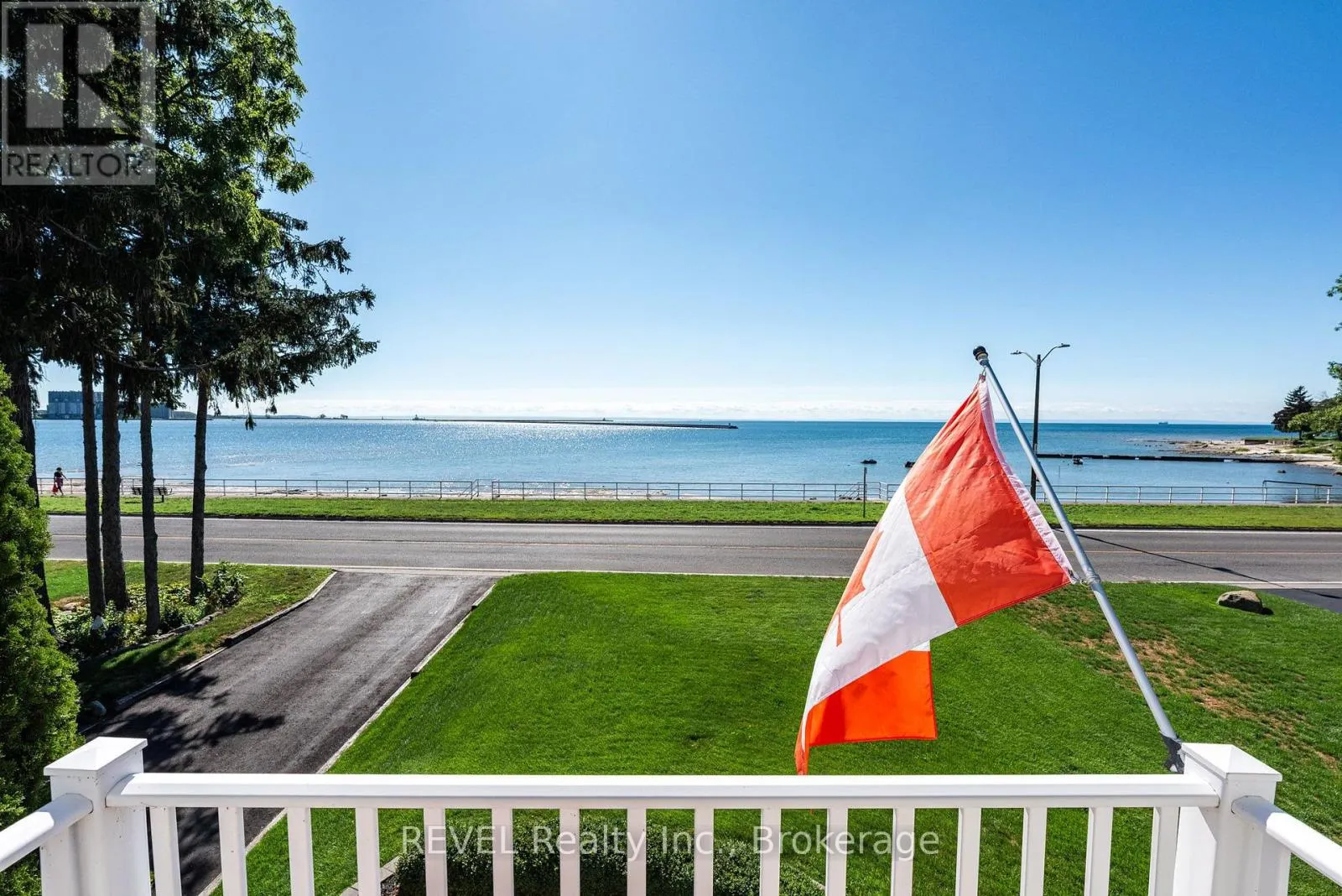 177 LAKESHORE ROAD W