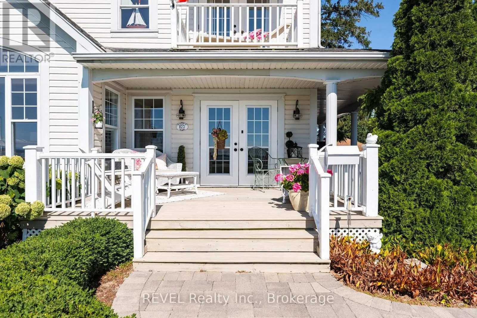 177 LAKESHORE ROAD W