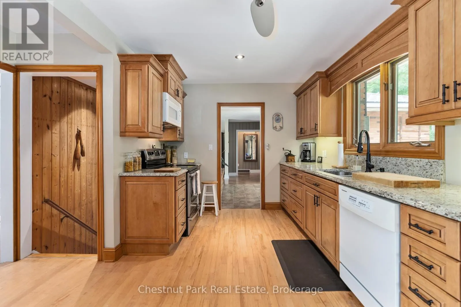 652 NORTH WASEOSA LAKE ROAD