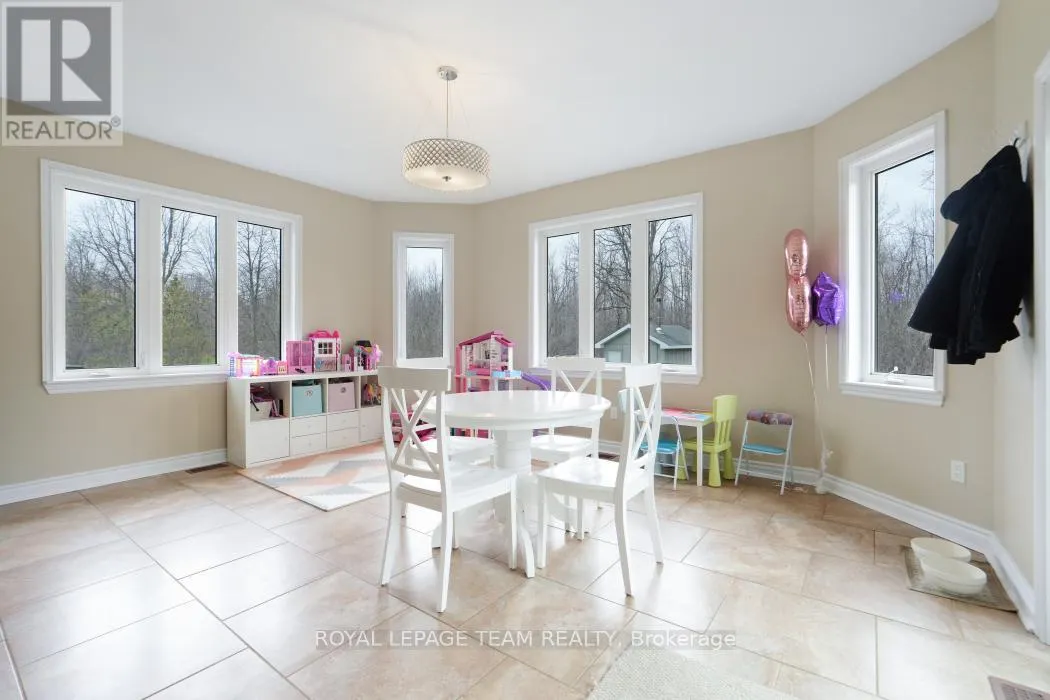 986 SOUTH GOWER DRIVE