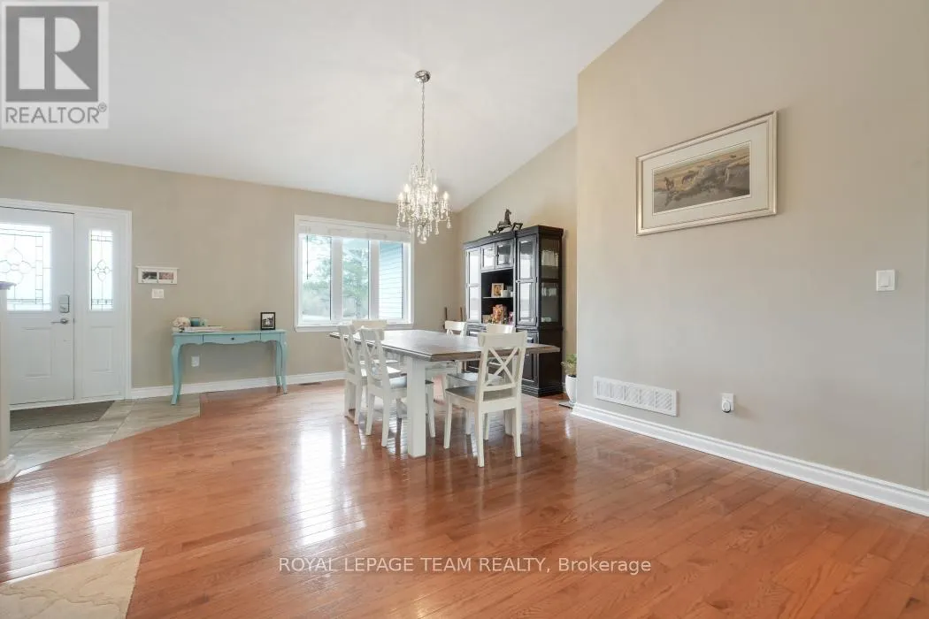986 SOUTH GOWER DRIVE