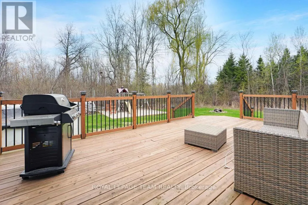 986 SOUTH GOWER DRIVE