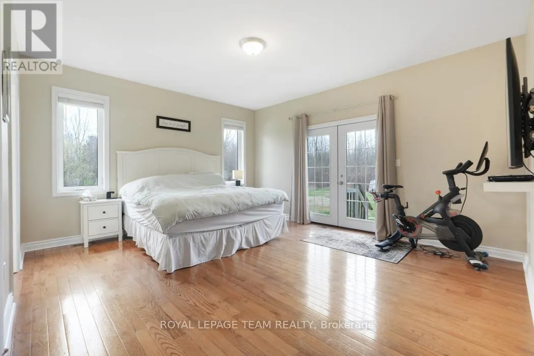 986 SOUTH GOWER DRIVE