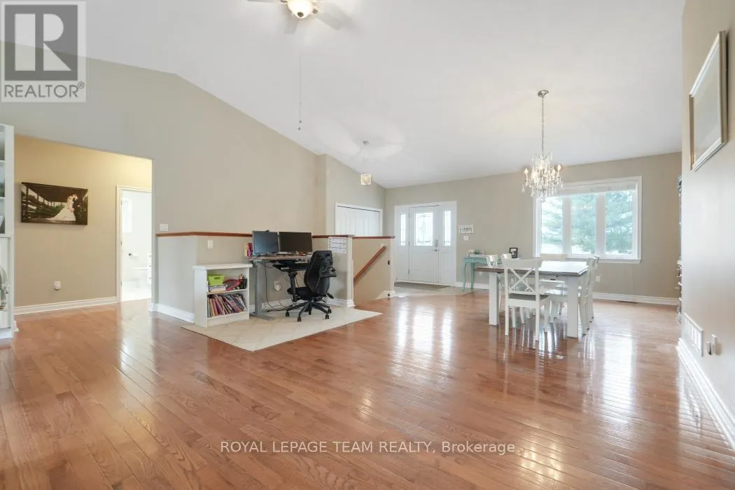 986 SOUTH GOWER DRIVE