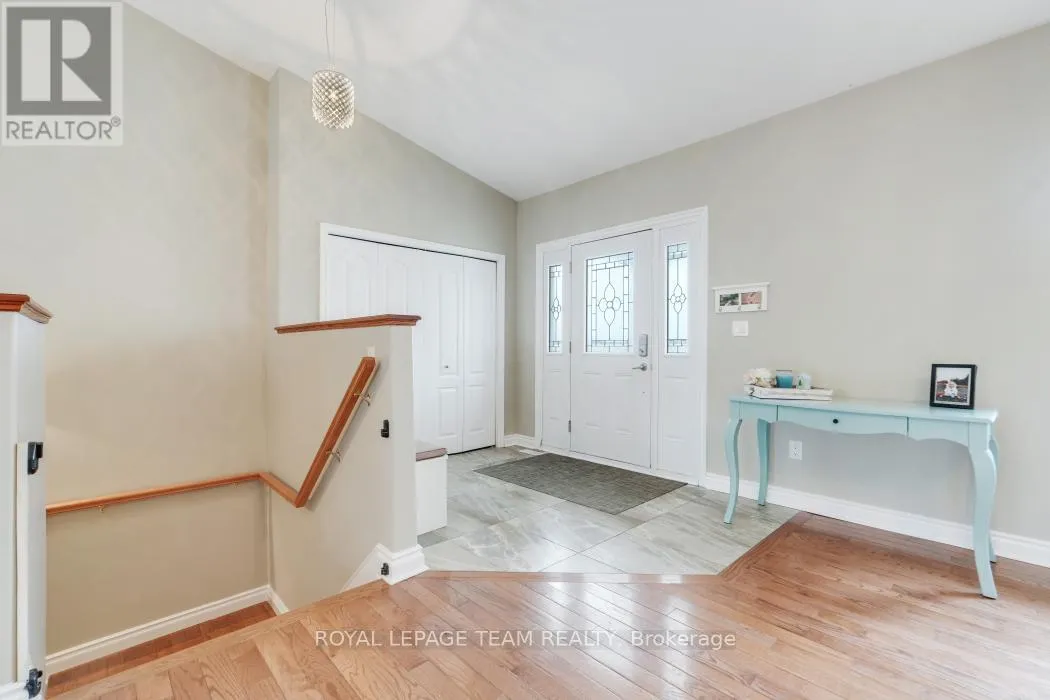 986 SOUTH GOWER DRIVE