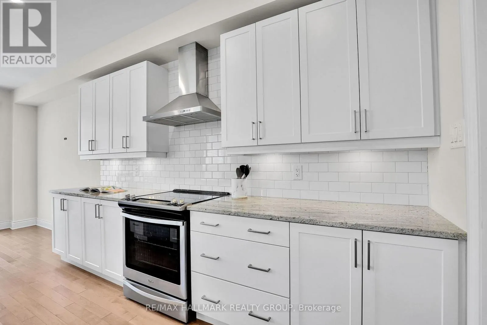 58 ZAATIIK GROVE