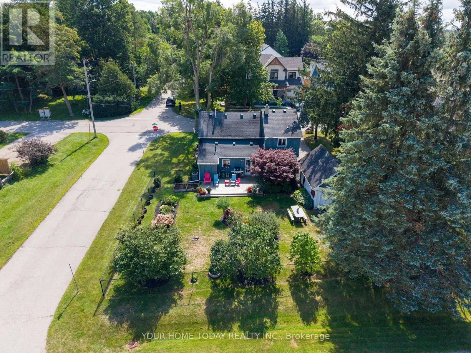 126 GZOWSKI STREET