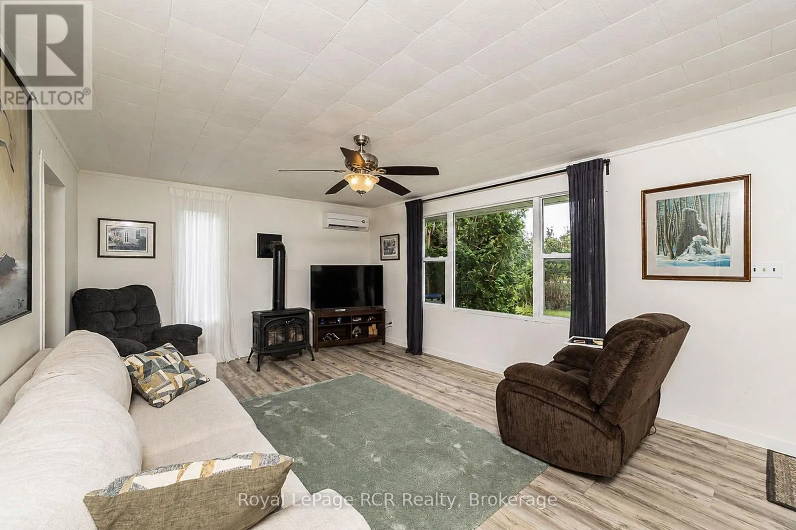 046285 OLD MAIL ROAD