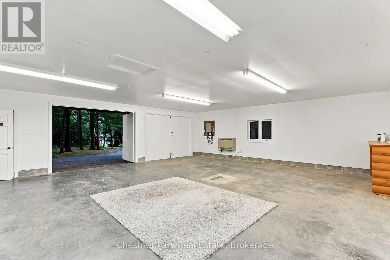 90 SWALLOWDALE ROAD