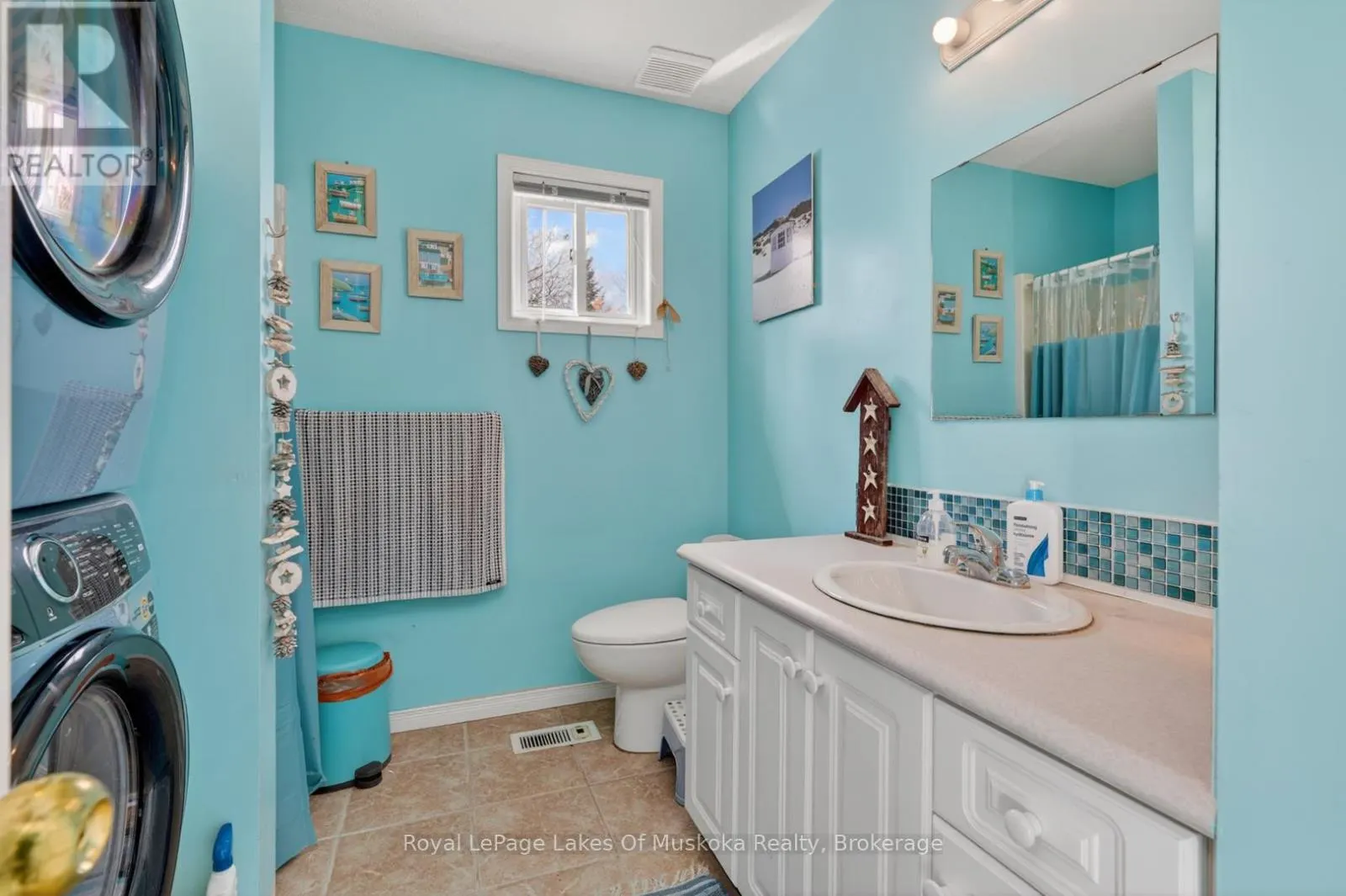 1616 SKYLINE DRIVE