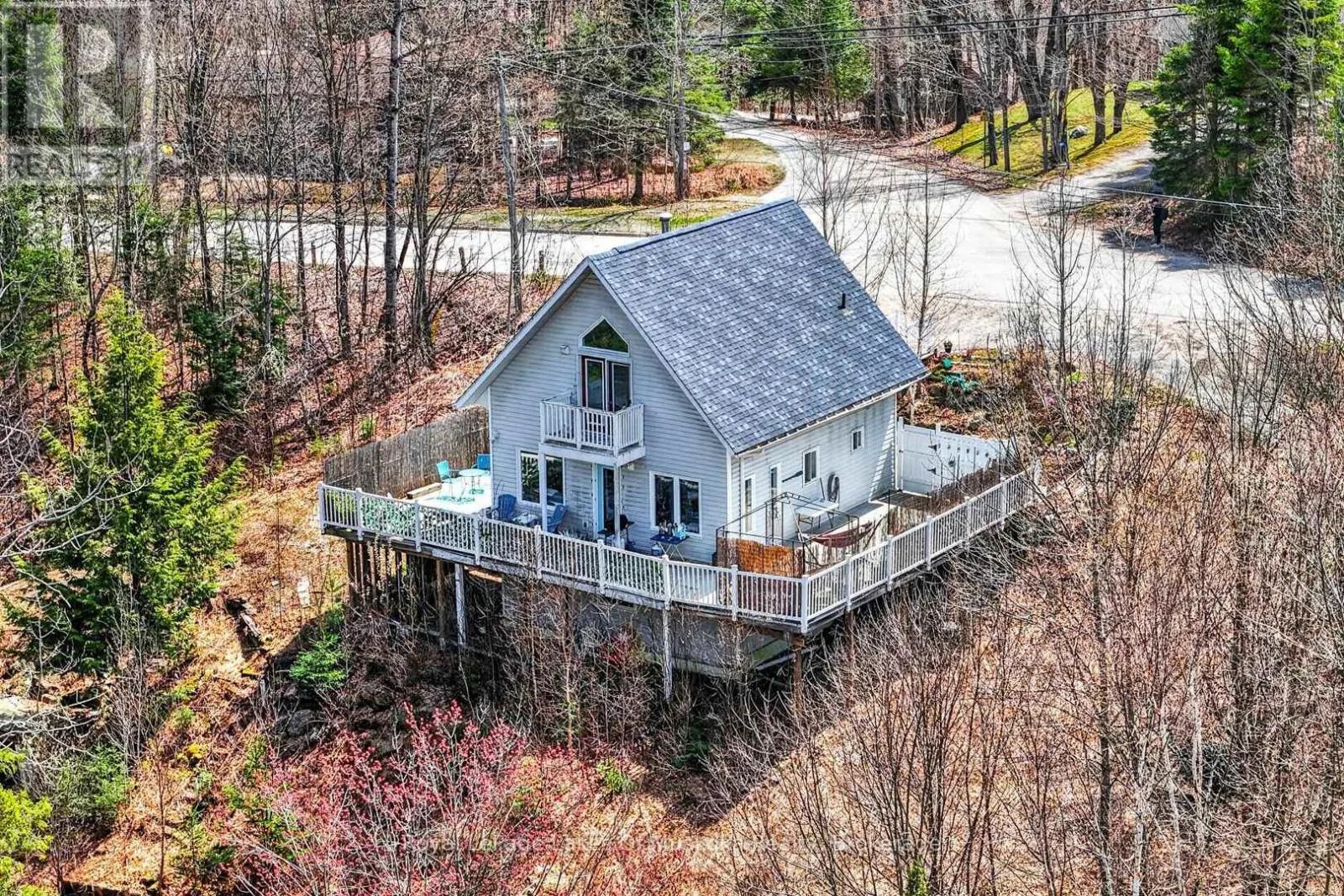 1616 SKYLINE DRIVE