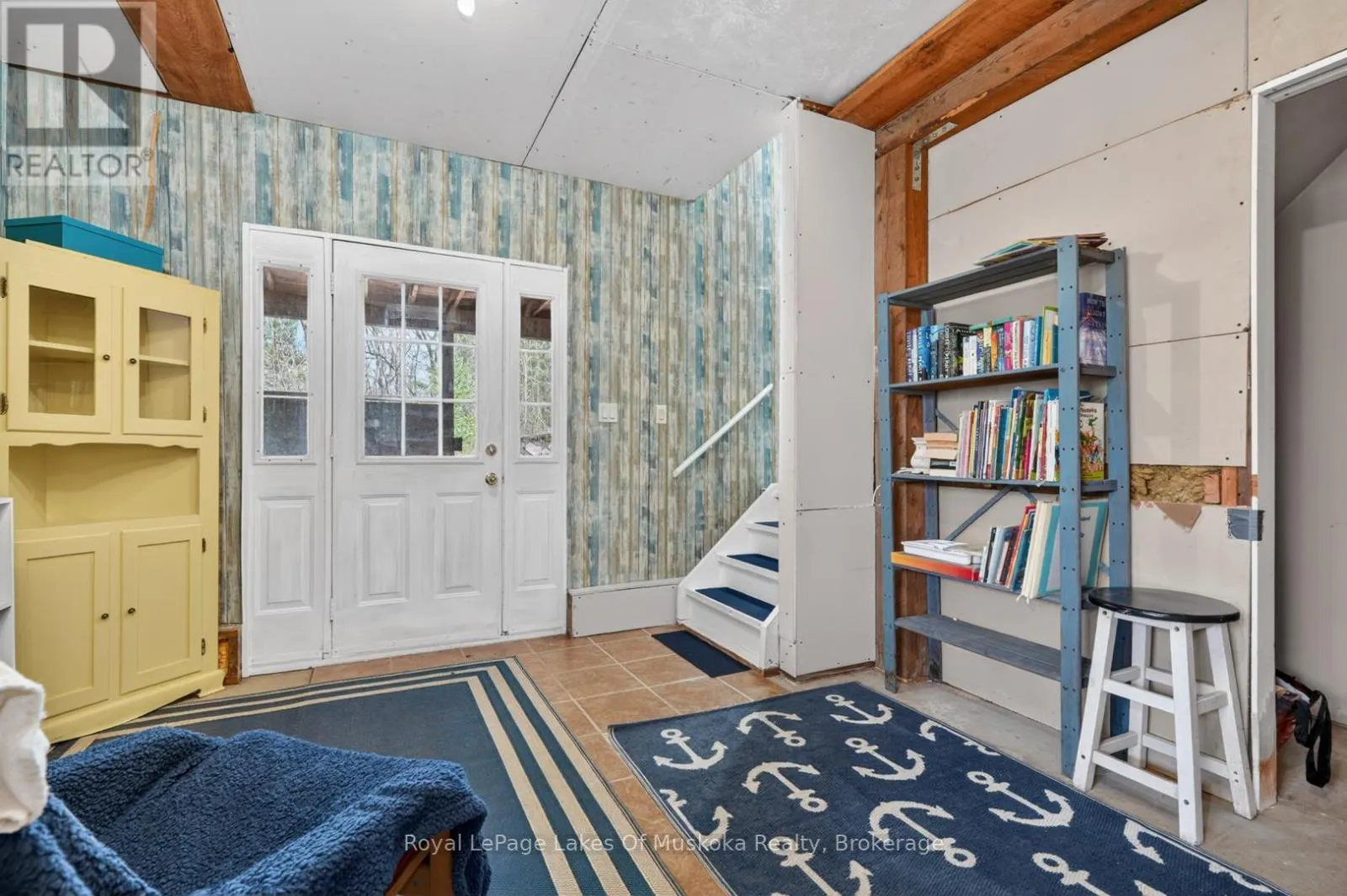 1616 SKYLINE DRIVE