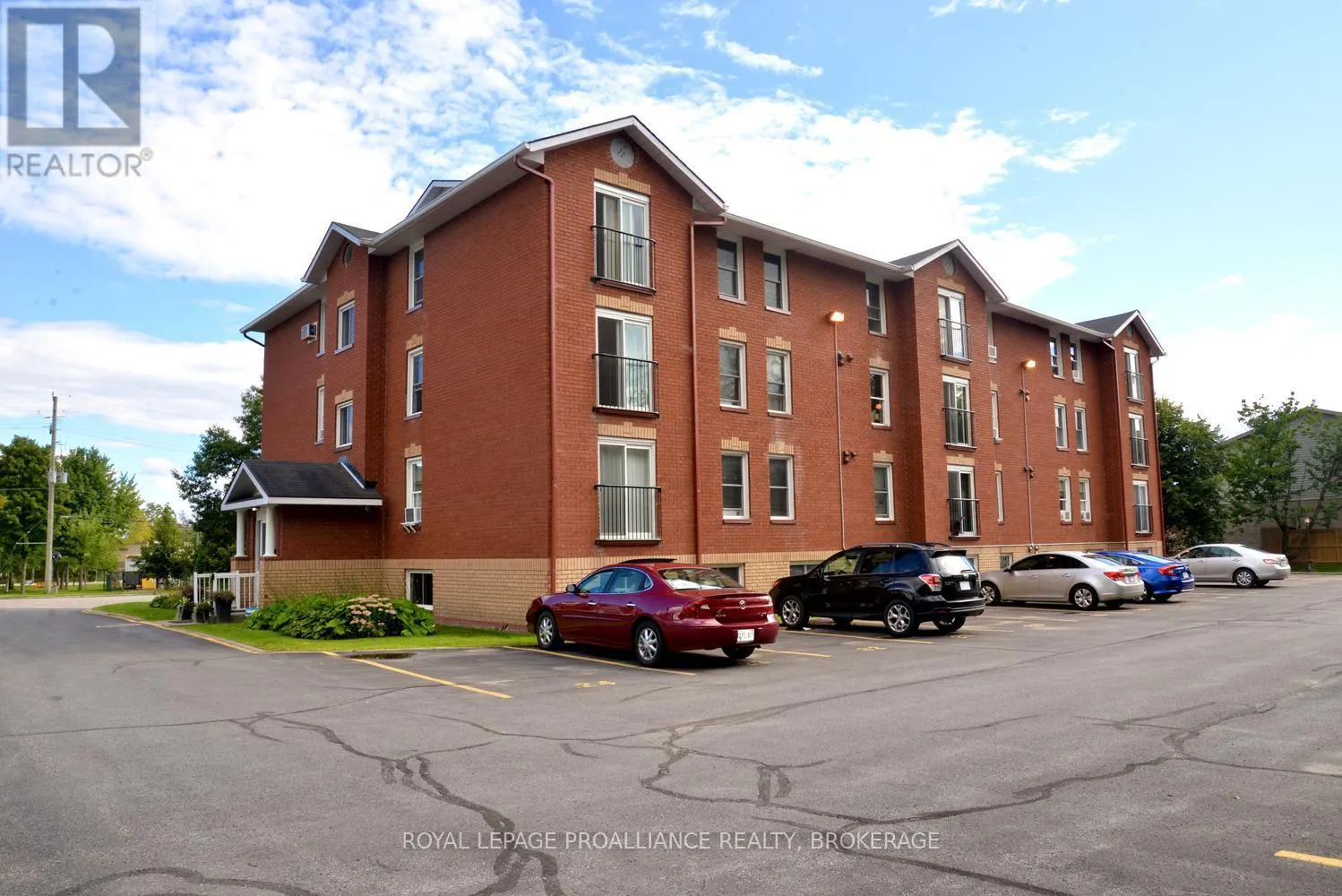 205 - 540 TALBOT PLACE #205