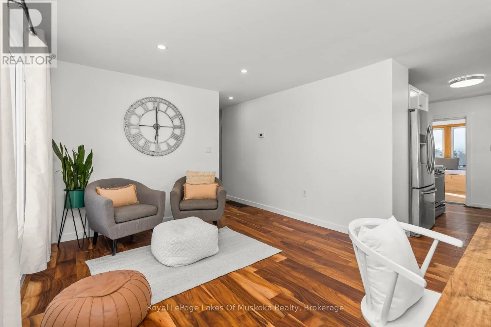 30 KITCHEN ROAD S