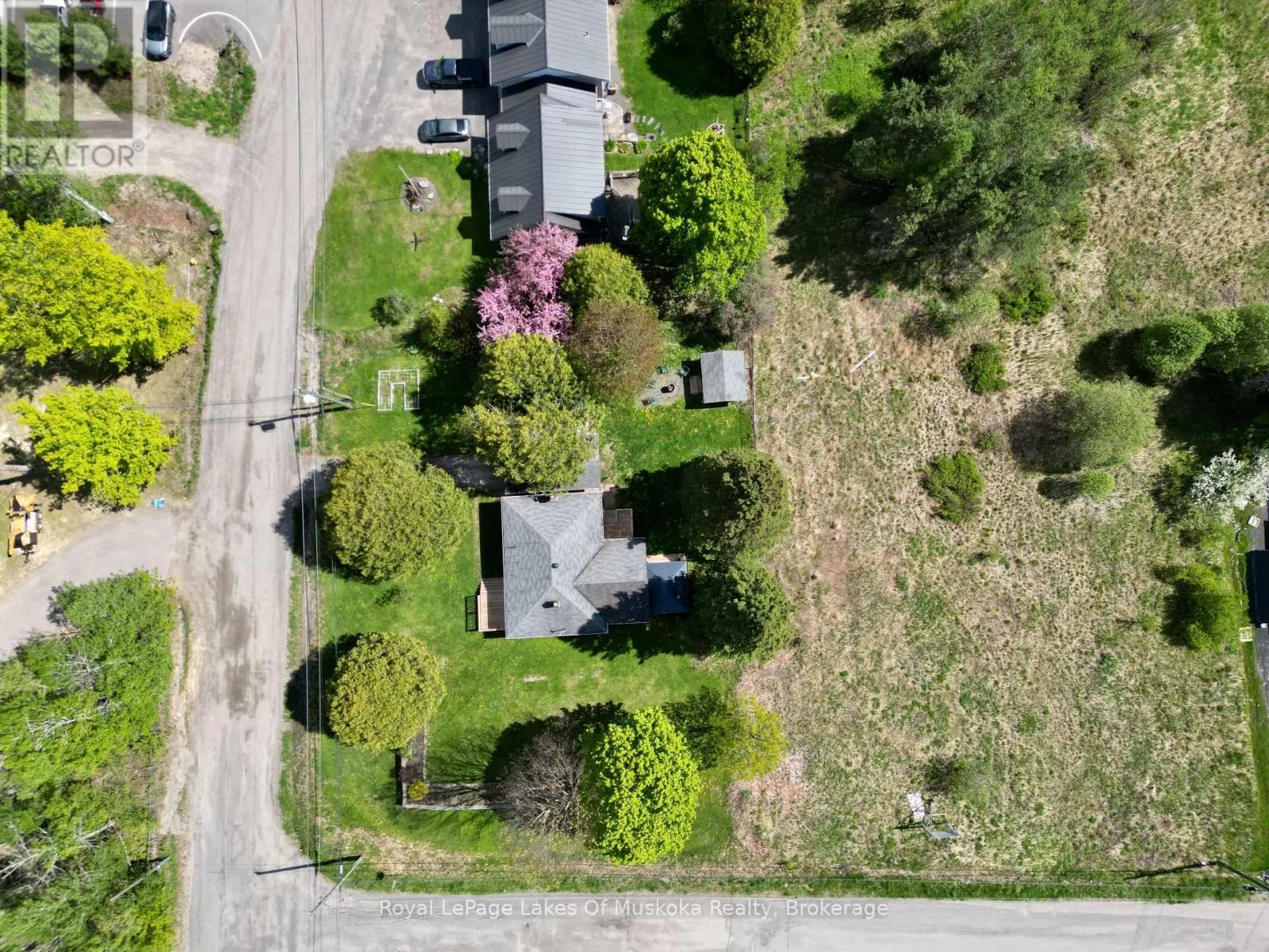 30 KITCHEN ROAD S