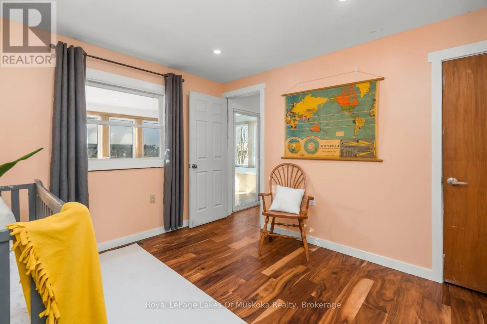 30 KITCHEN ROAD S