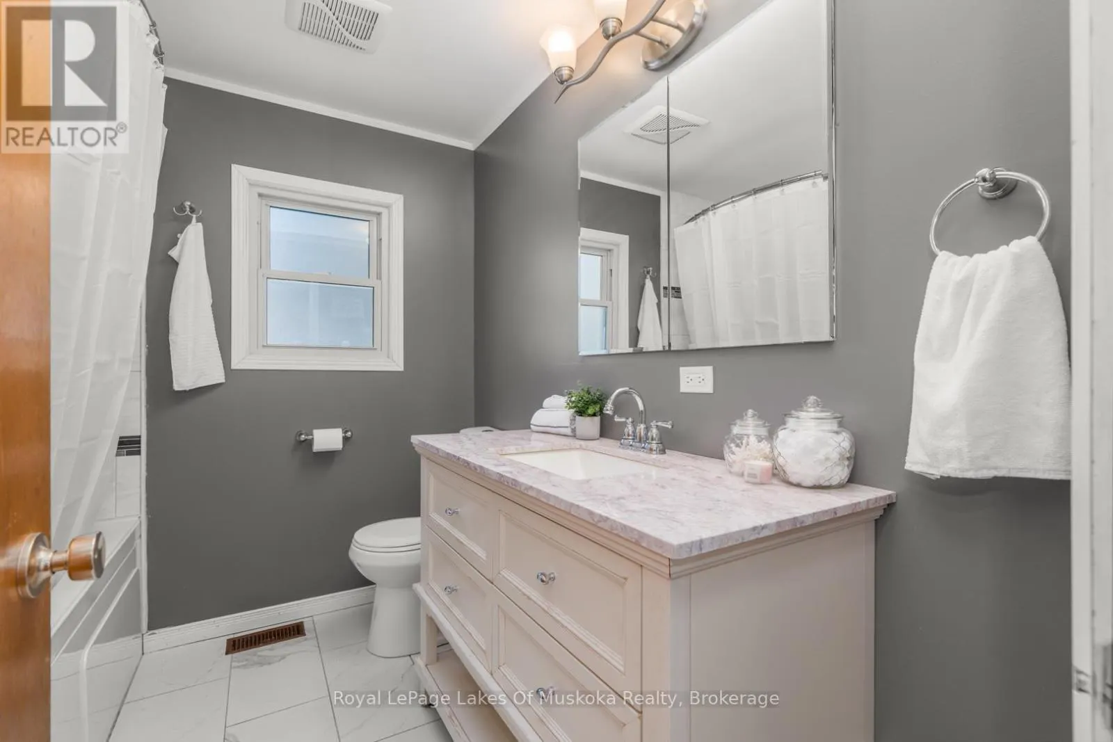 30 KITCHEN ROAD S
