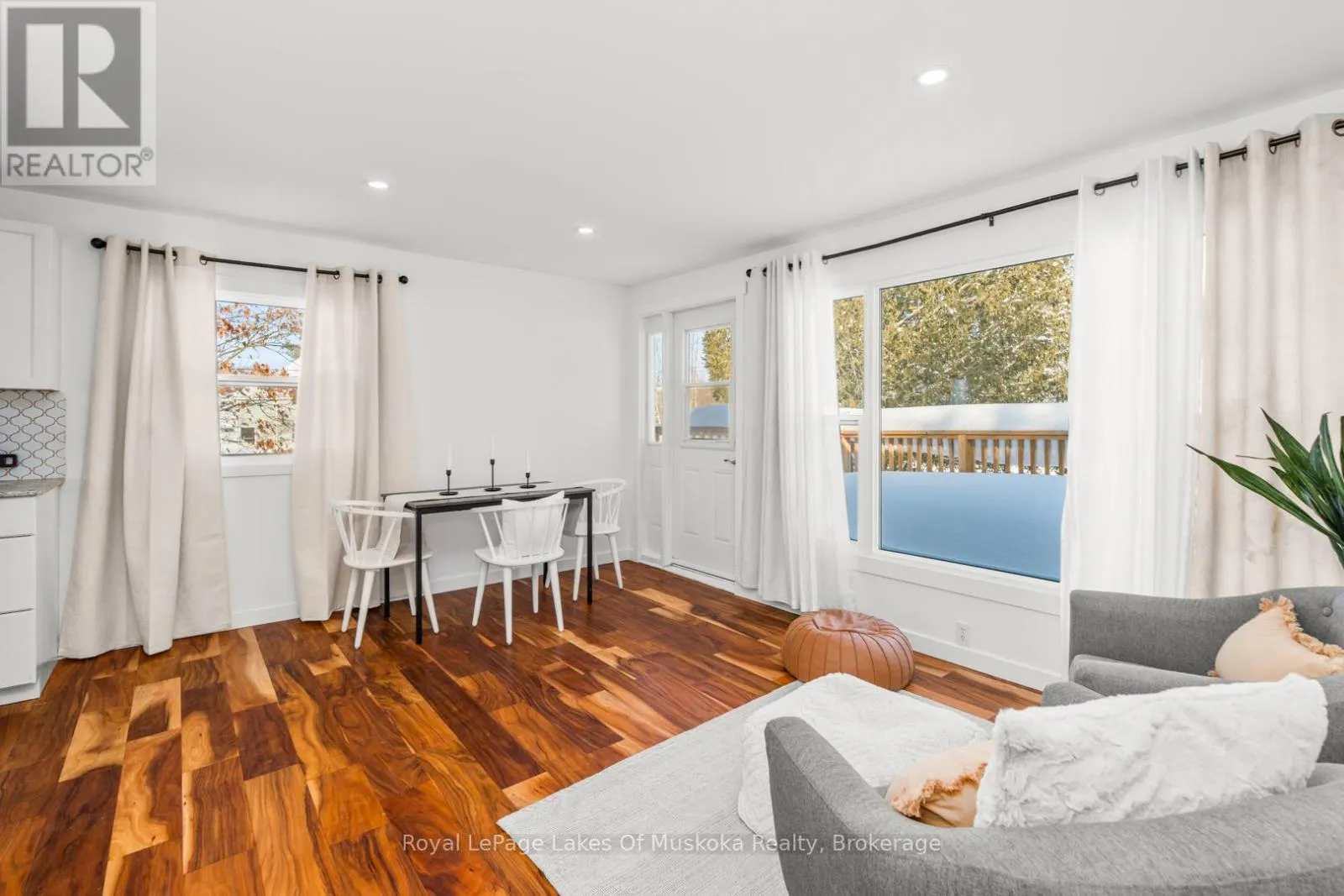 30 KITCHEN ROAD S