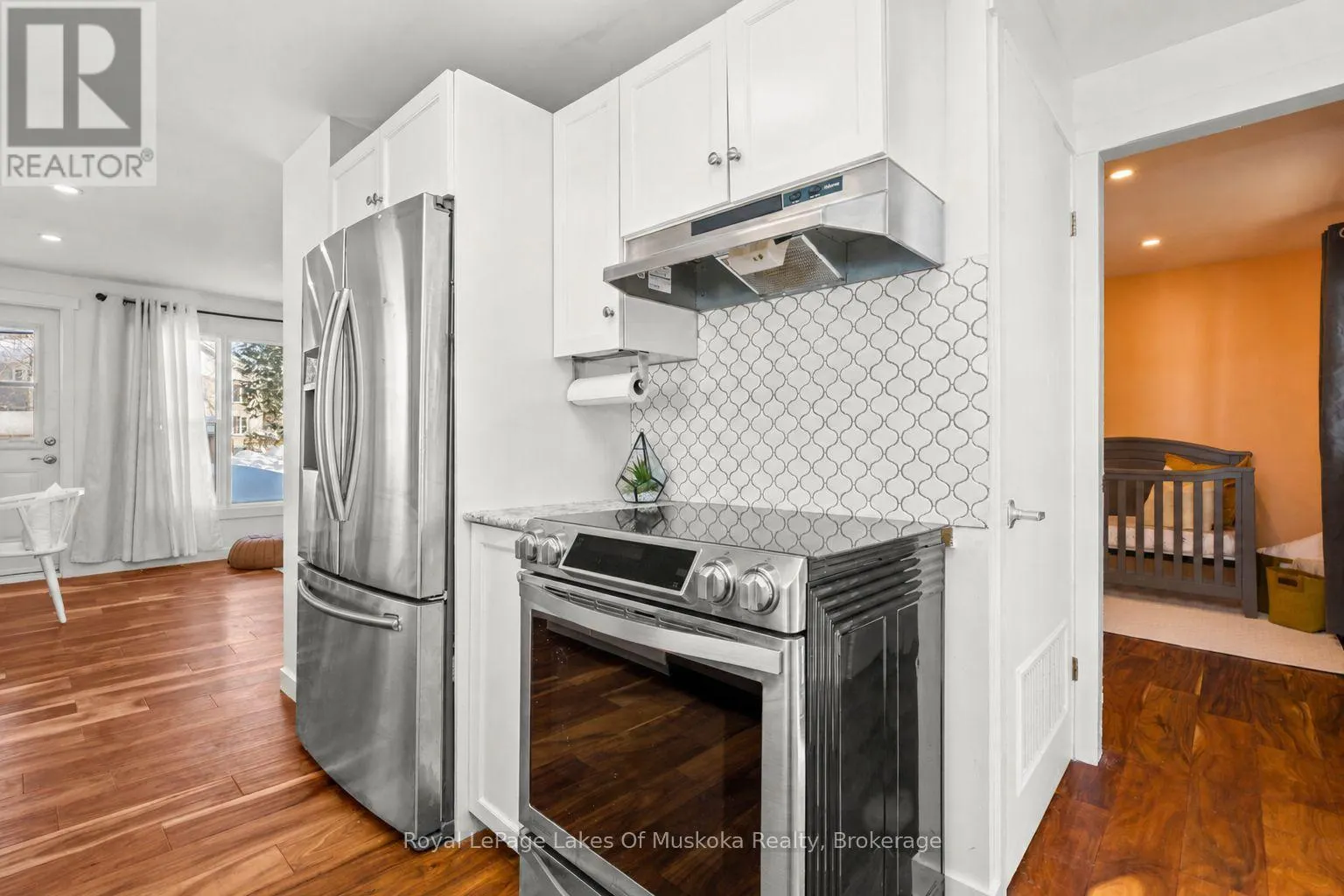 30 KITCHEN ROAD S