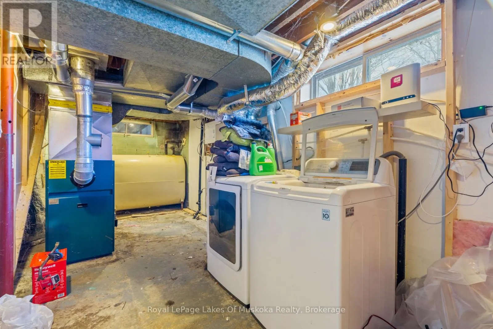 30 KITCHEN ROAD S
