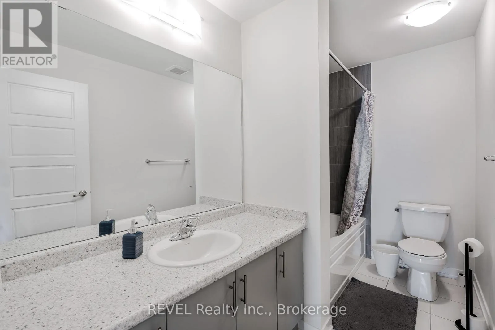 111 SUNFLOWER CRESCENT