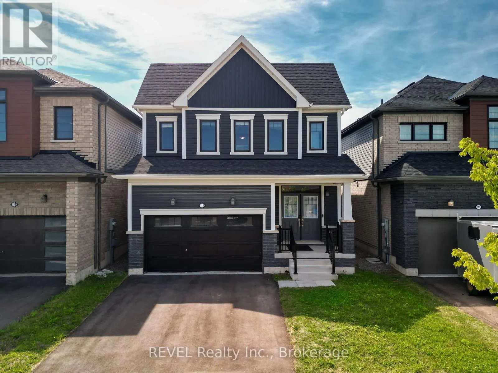 111 SUNFLOWER CRESCENT