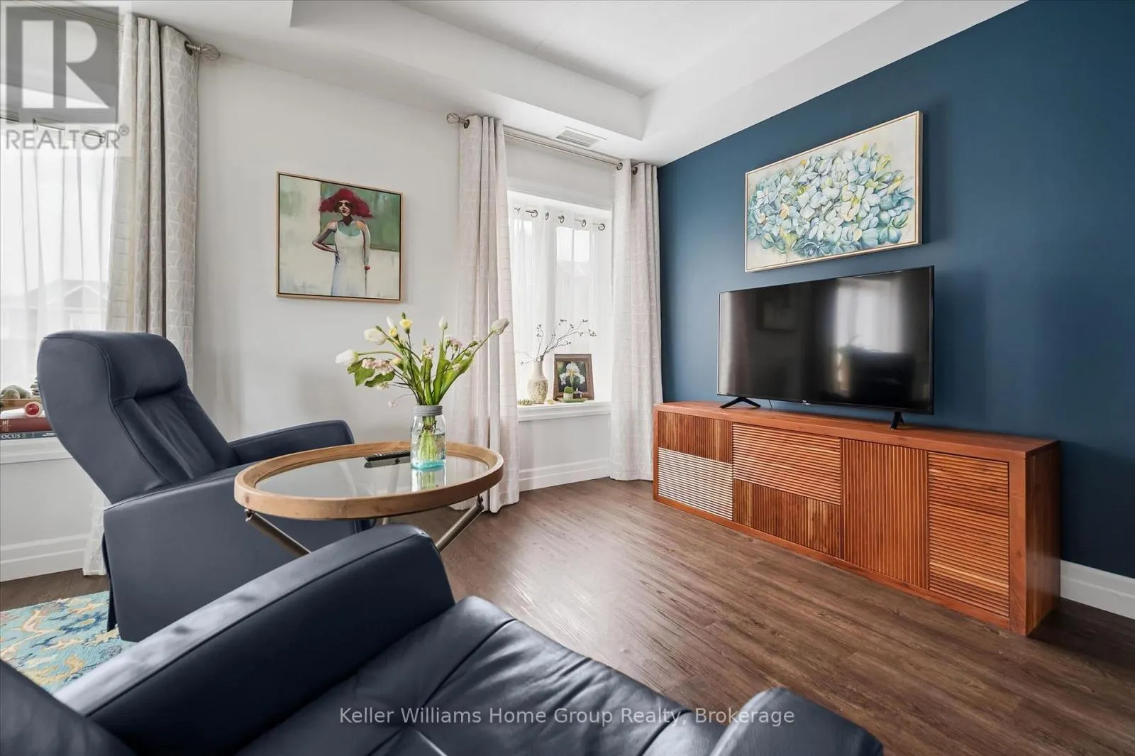 201 - 19 STUMPF STREET #201