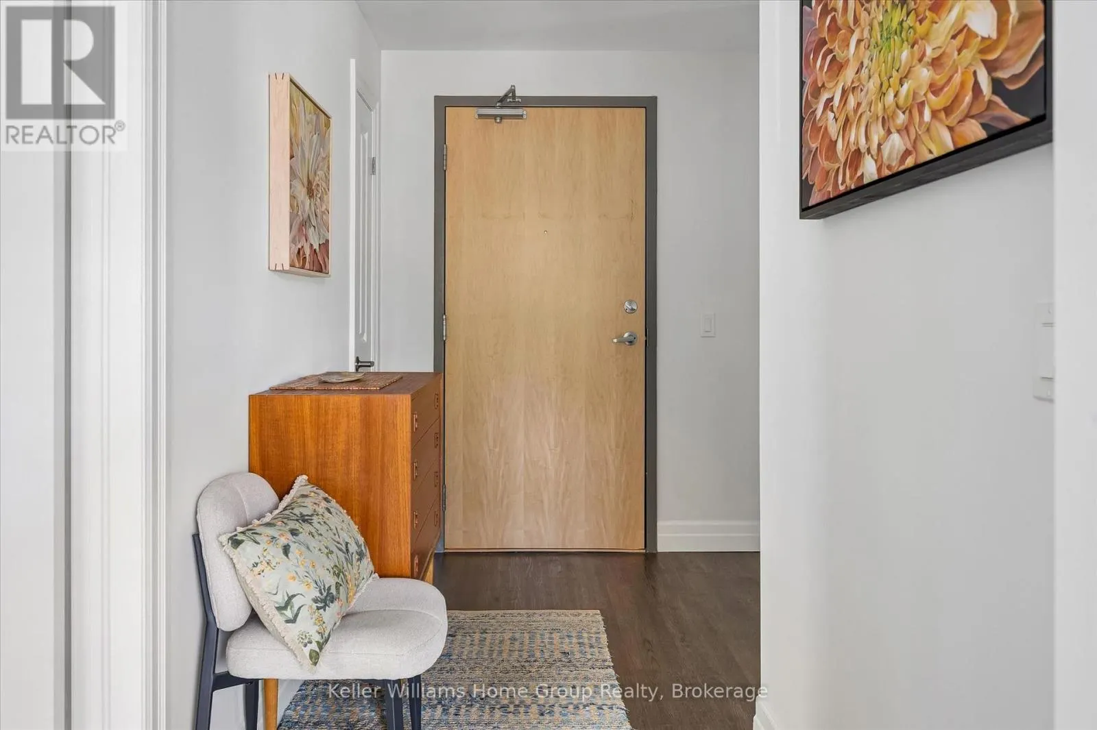 201 - 19 STUMPF STREET #201