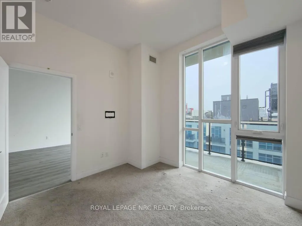 632 - 16 CONCORD PLACE #632
