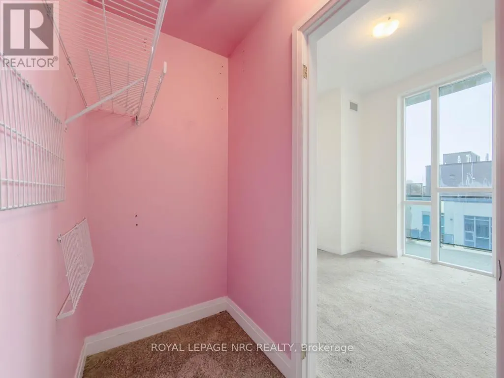 632 - 16 CONCORD PLACE #632