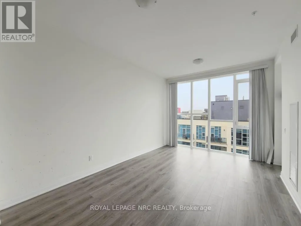 632 - 16 CONCORD PLACE #632