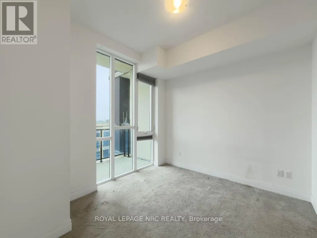 632 - 16 CONCORD PLACE #632