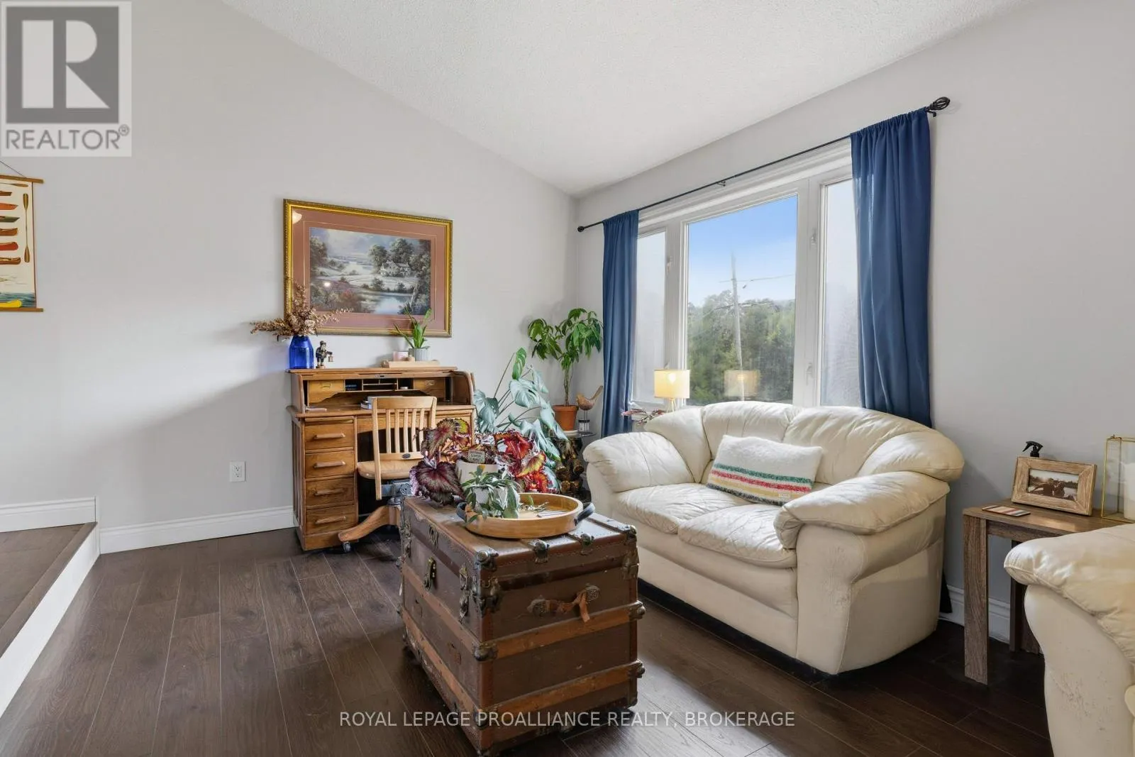 4018 COUNTY ROAD 1 E