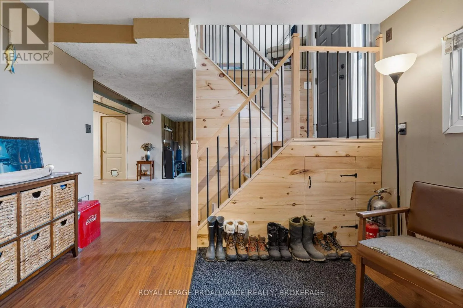 4018 COUNTY ROAD 1 E