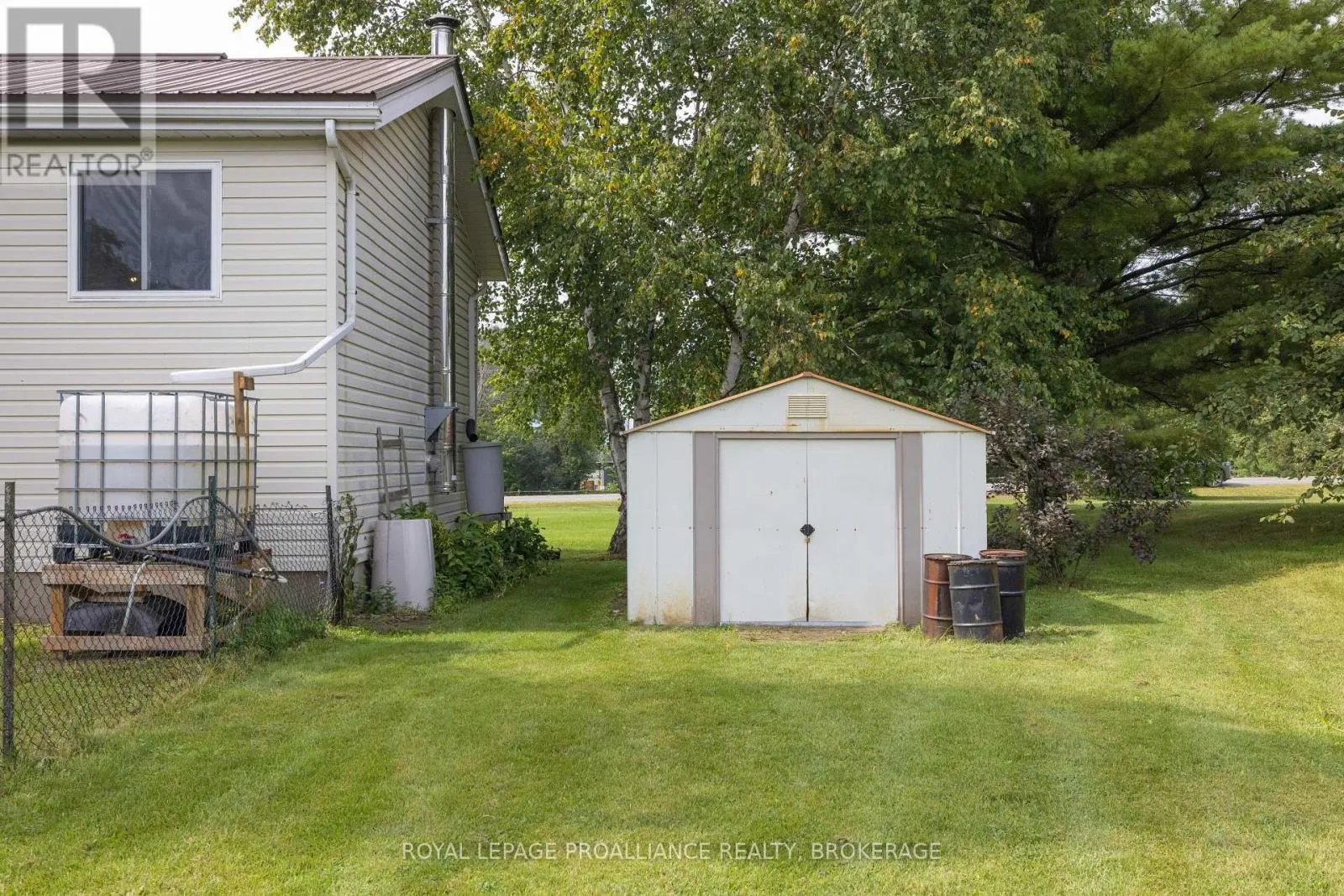 4018 COUNTY ROAD 1 E