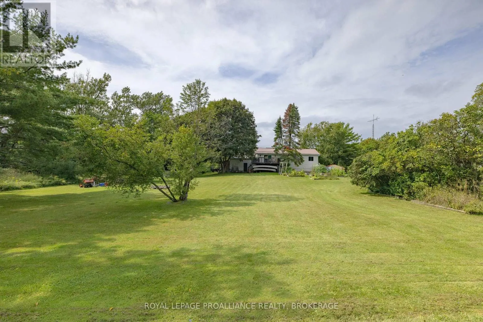 4018 COUNTY ROAD 1 E