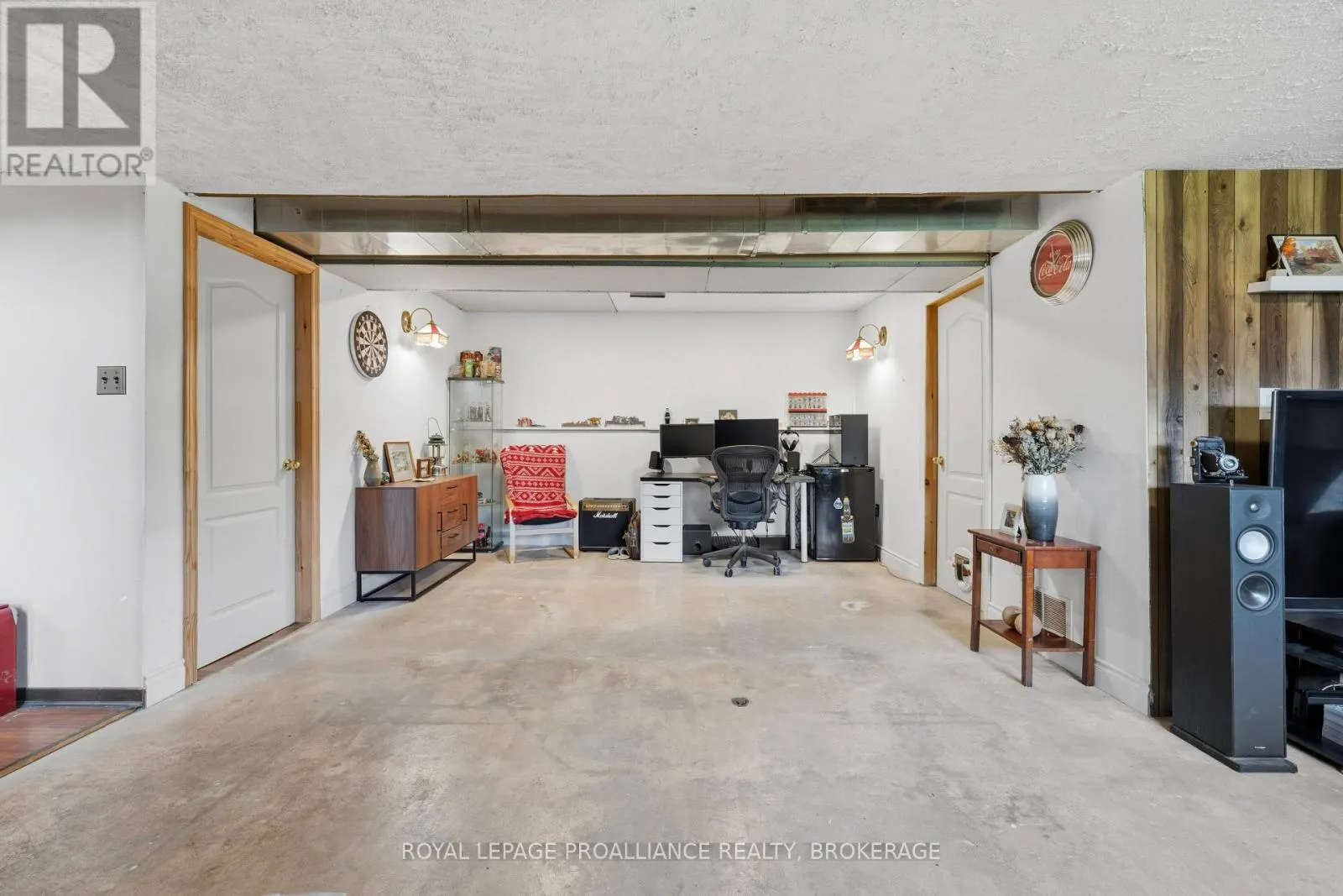 4018 COUNTY ROAD 1 E