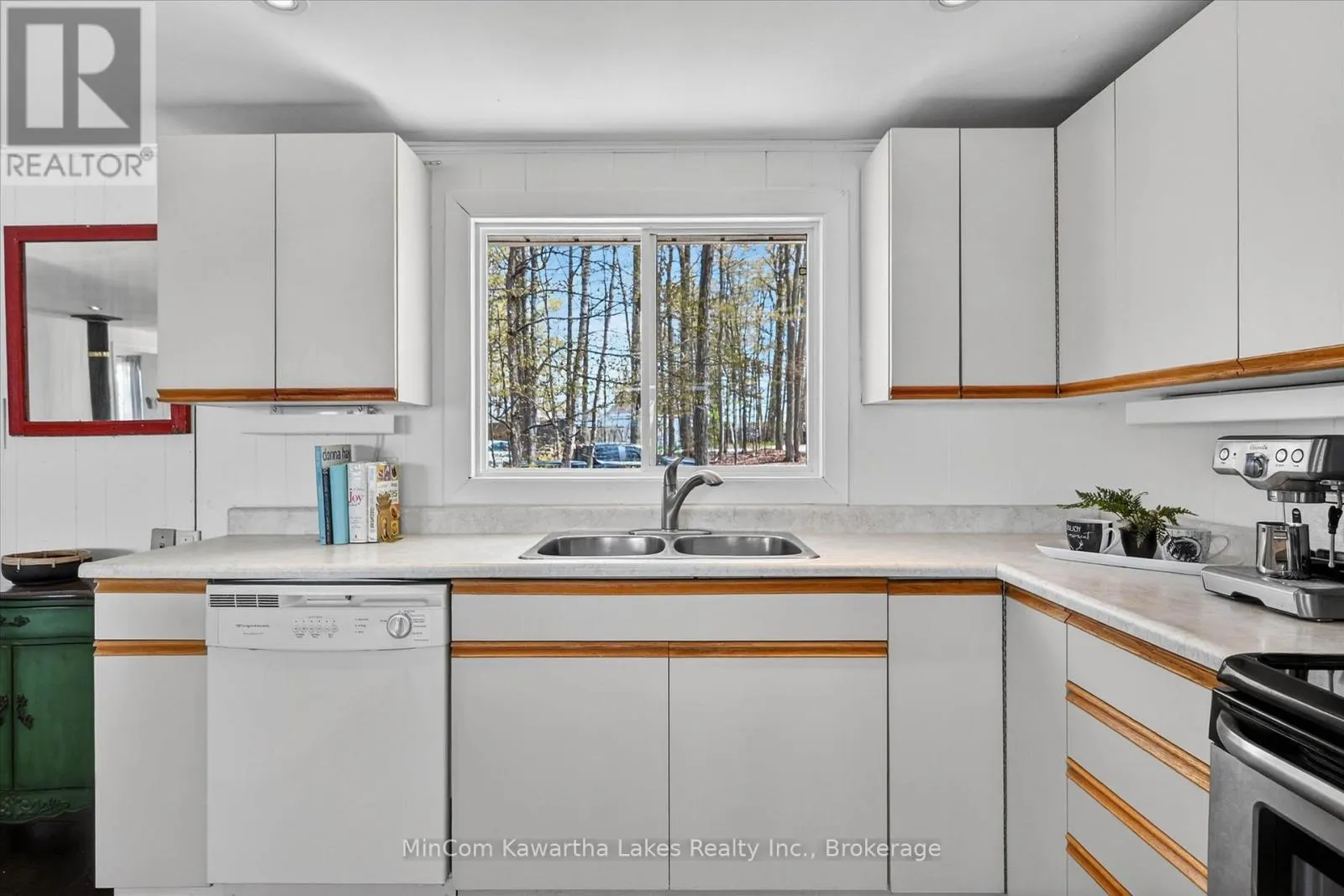 54 WOODLAND TRAIL