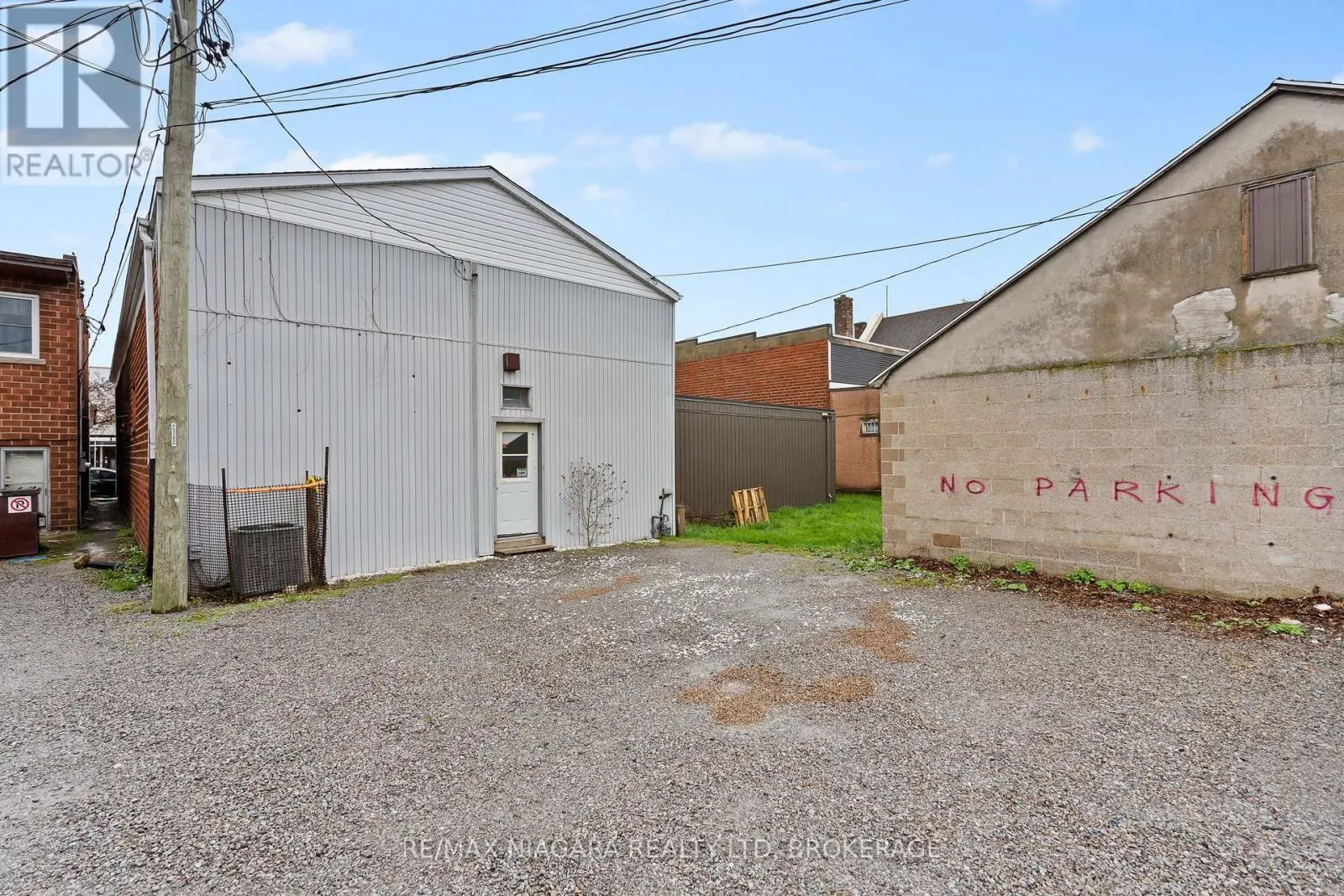 216 KING STREET
