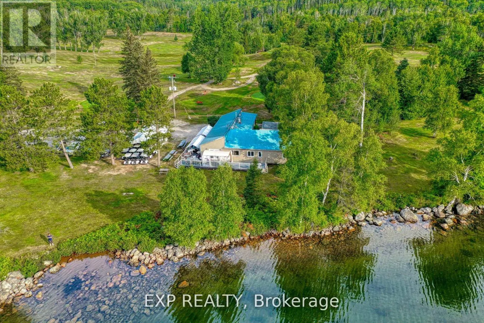 725 LOCHHEAD DRIVE
