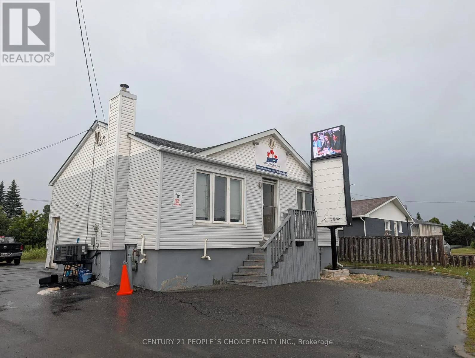 1626 LASALLE BOULEVARD