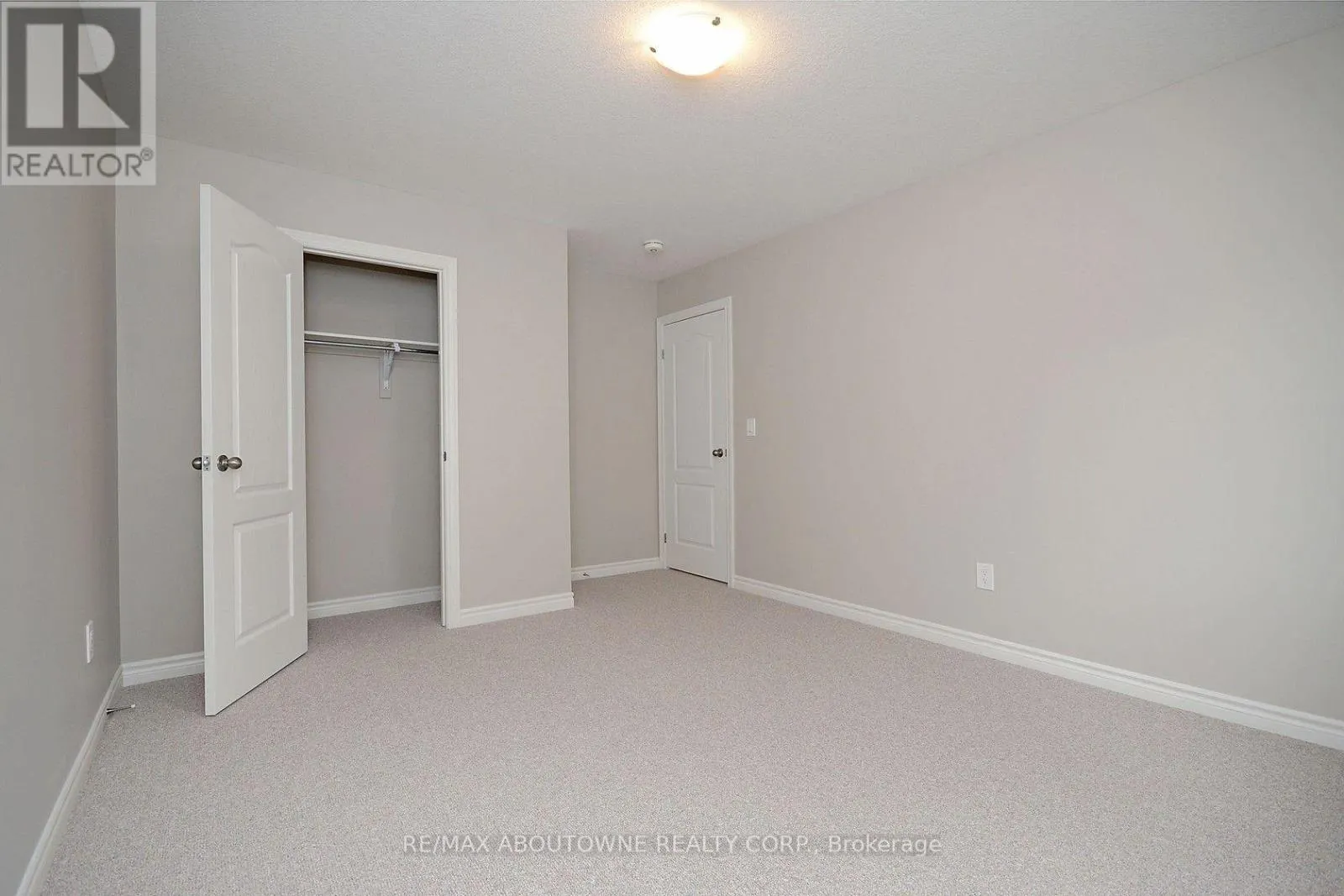 22 RYAN STREET