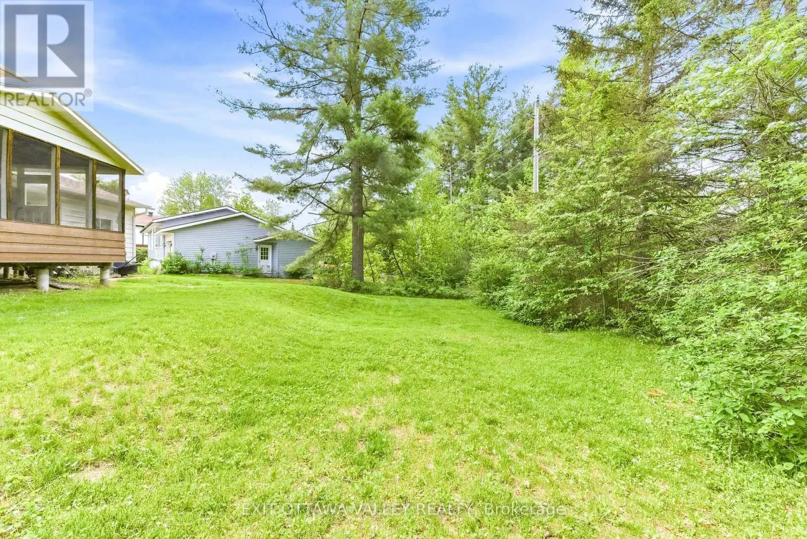 13 TAMARACK STREET