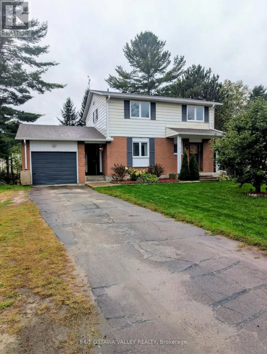 13 TAMARACK STREET