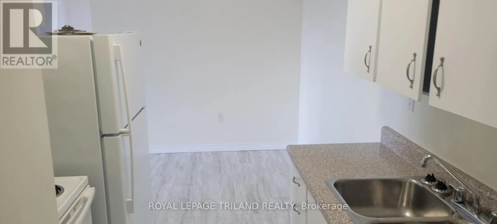 602 - 5 AVON ROAD #602
