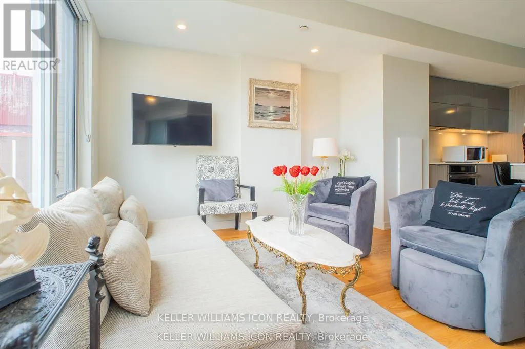1105 - 101 QUEEN STREET
