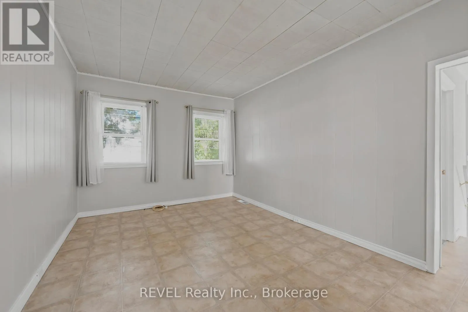 92 SAINT ARNAUD STREET