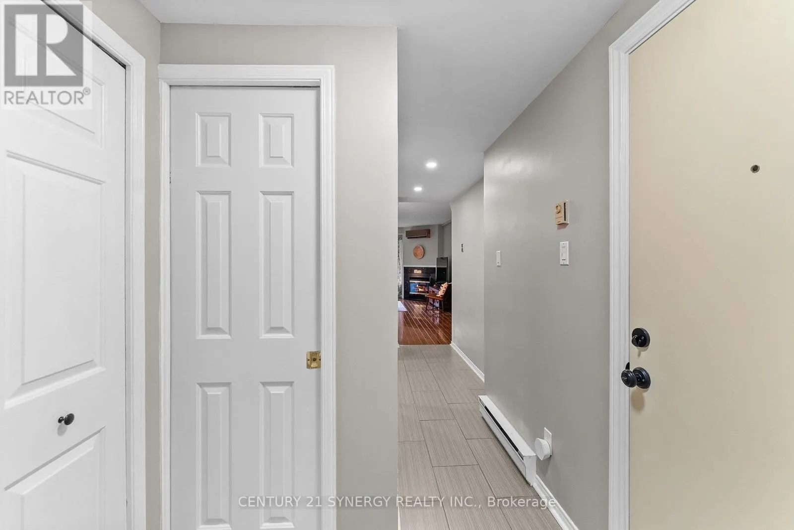 5 - 2 COLUMBUS AVENUE