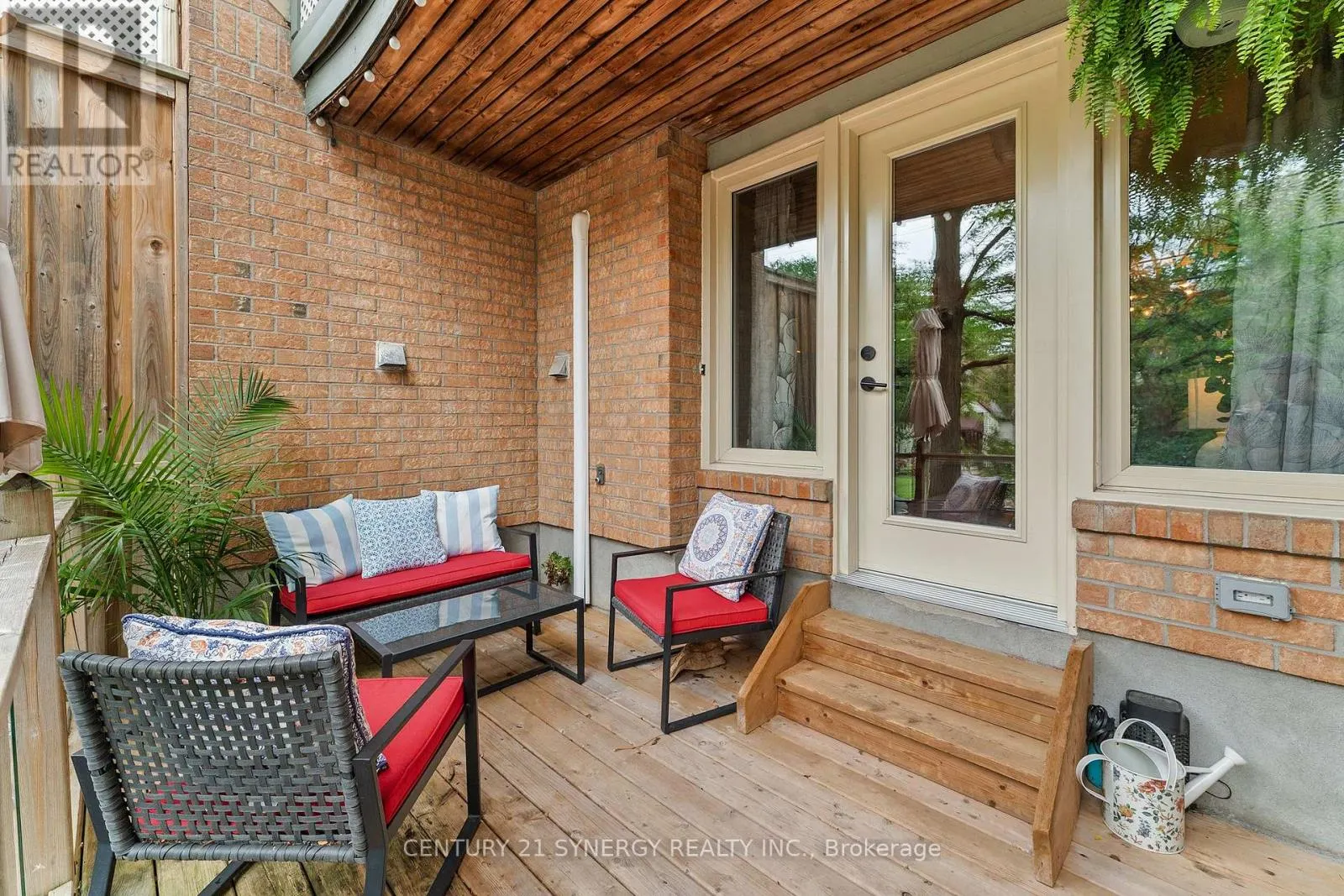 5 - 2 COLUMBUS AVENUE